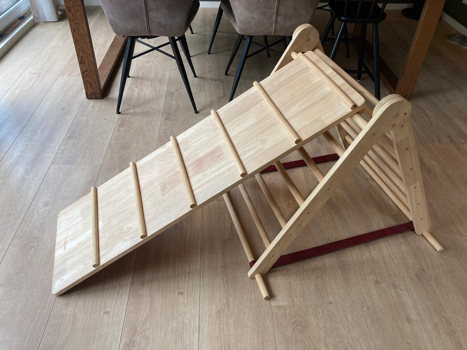 Houten Klimrek met glijbaan van Sklum als nieuw, Kinderen en Baby's, Ophalen, Zo goed als nieuw