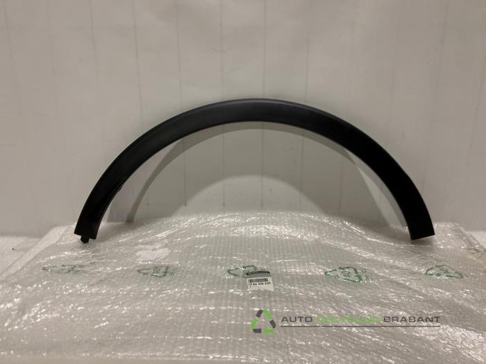 Spatbord Lijst van een Renault Captur, Gebruikt, -, Renault, -