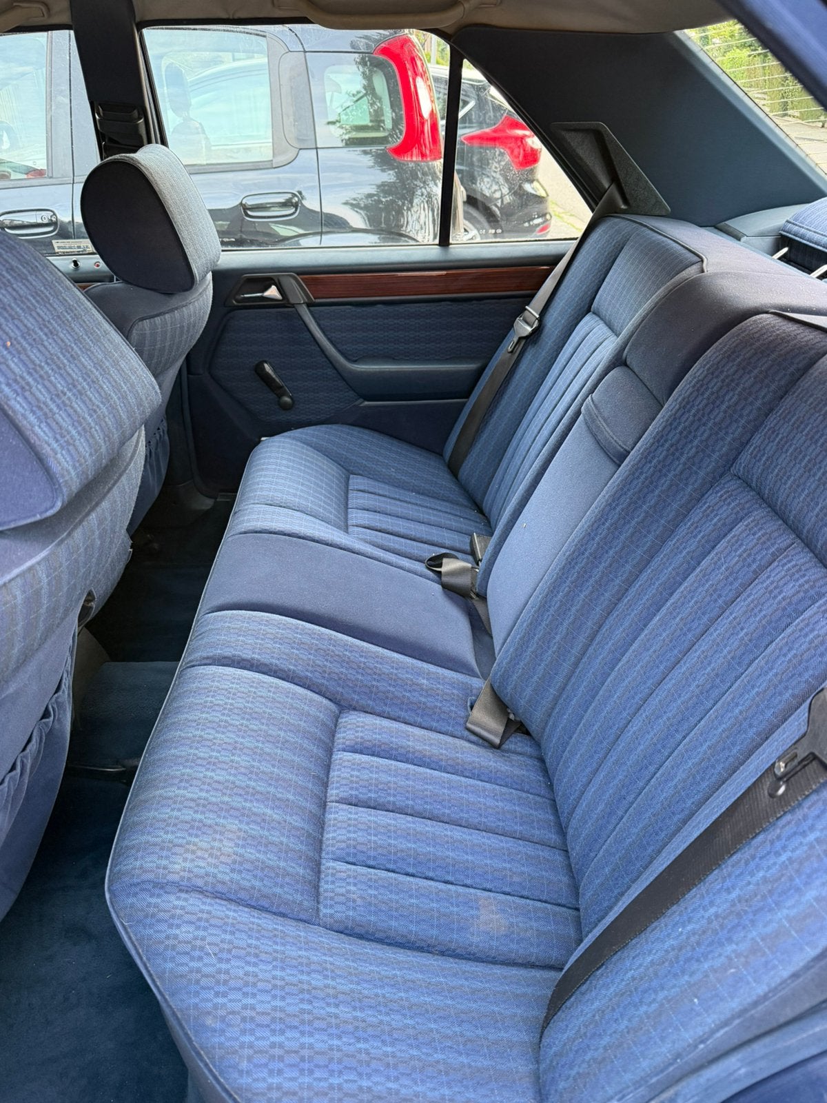Mercedes w124 sedan stoelen en achterbank, Auto-onderdelen, Interieur en Bekleding, Ophalen, Gebruikt, Mercedes-Benz