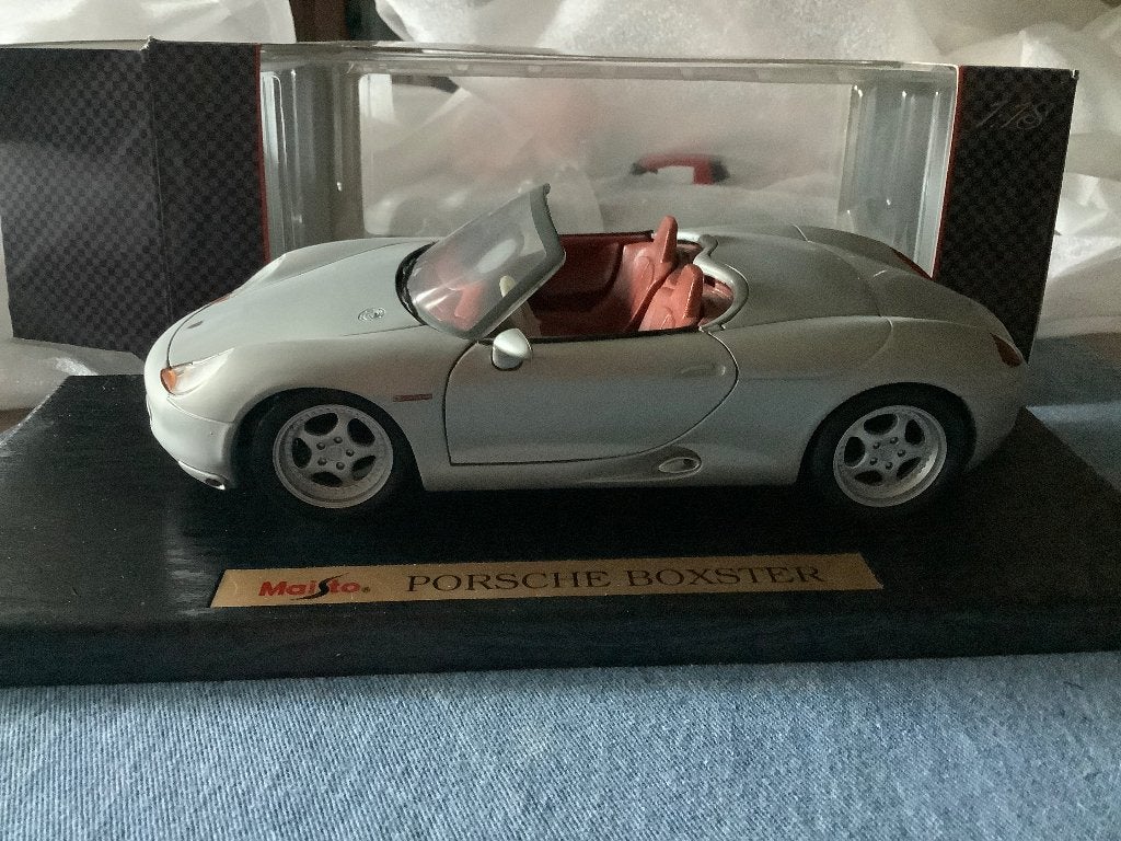 Porsche Boxster 1:18, Hobby en Vrije tijd, Ophalen of Verzenden, Zo goed als nieuw, Auto, Maisto