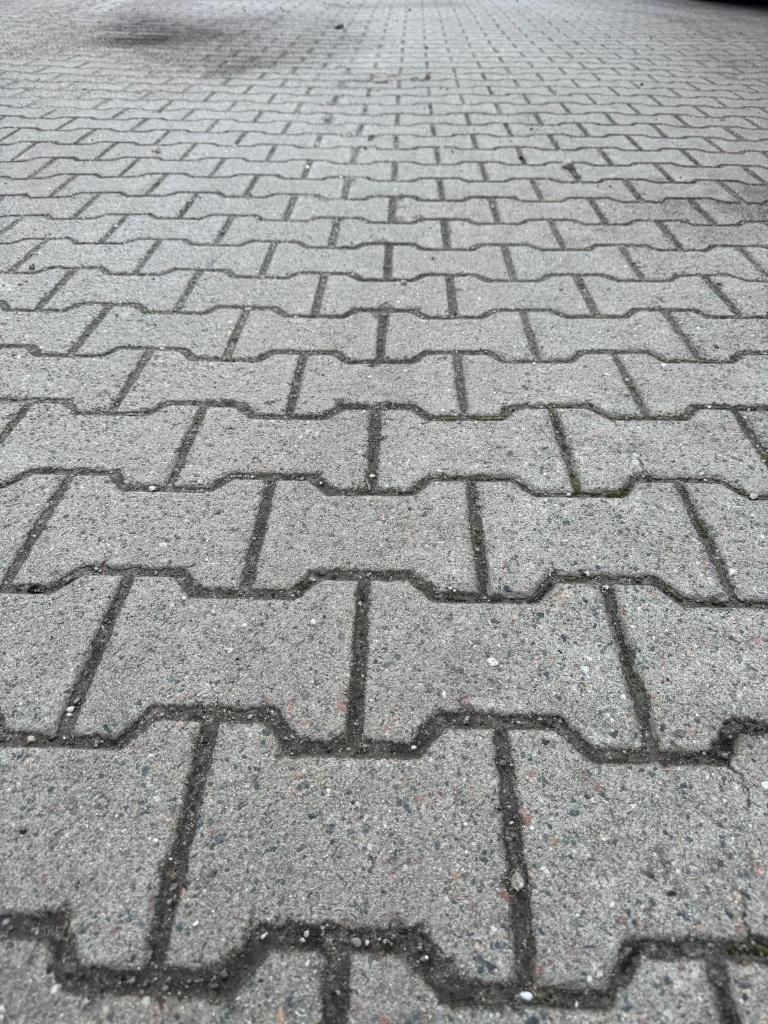 Grote partij gebruikte H-Klinkers, H-Profiel, Ca. 2000m², Tuin en Terras, Gebruikt, Klinkers, Ophalen of Verzenden, 10 m² of meer