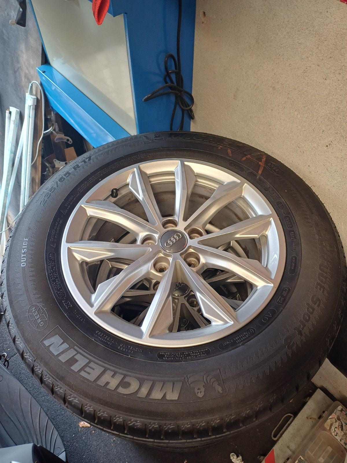 Originele Audi Q5 Velgen in zeer nette staat! 235/65 R17, Ophalen, Gebruikt, Audi