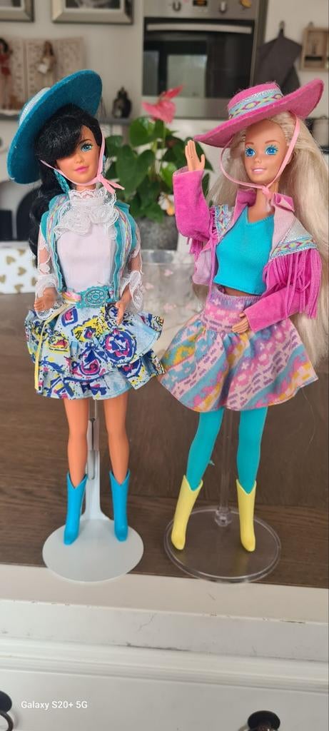 Vintage Barbie poppen - Cowgirl stijl, Ophalen of Verzenden, Zo goed als nieuw, Barbie
