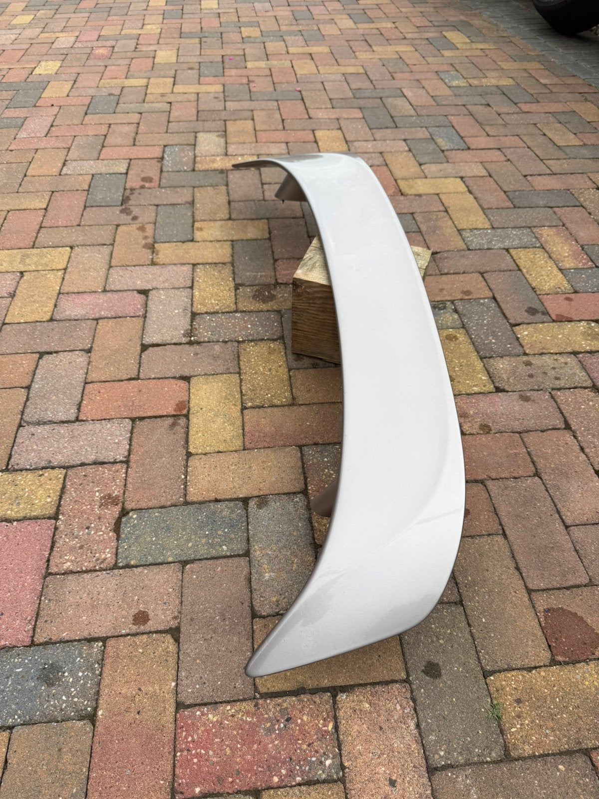 Toyota Celica T23 - OEM / JDM / 2-punts spoiler in 1D2, Ophalen, Voor, Toyota, Achterklep