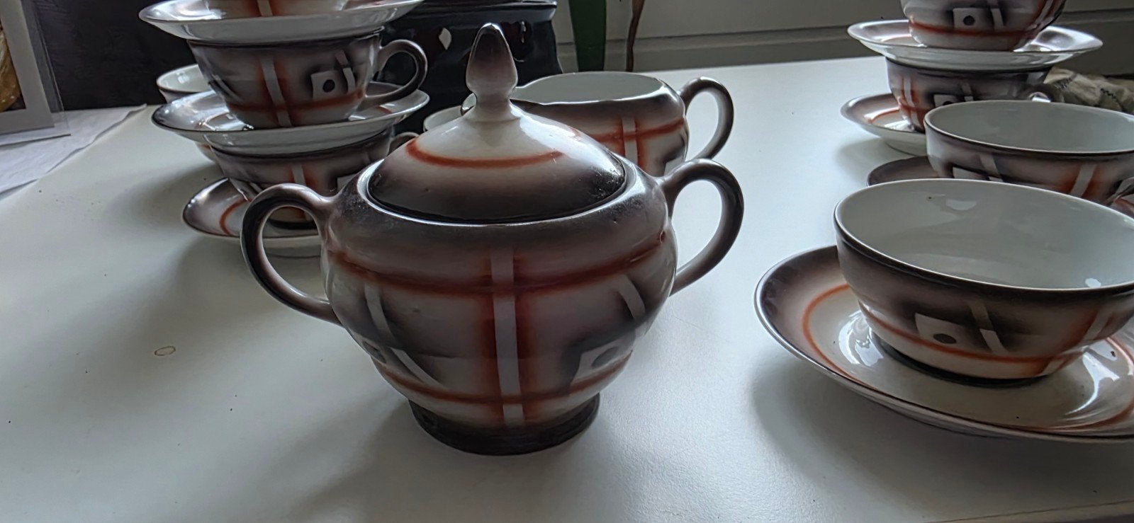 Vintage theeservies met geometrisch patroon, Ophalen