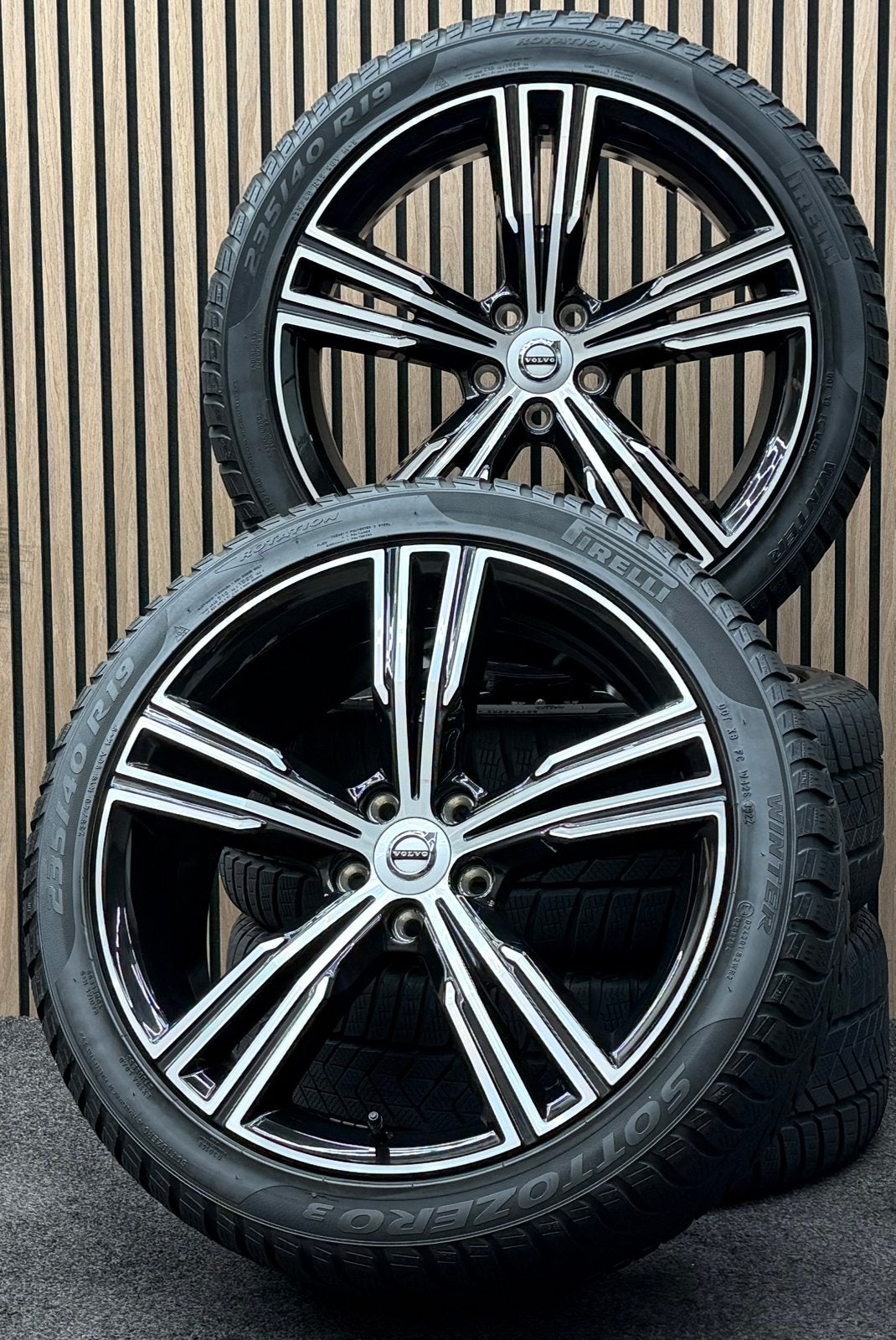 WINTER! Originele 19 inch Volvo V60 S60 5x108 ET42 Pirelli, Auto-onderdelen, ., Banden en Velgen, Winterbanden, 235 mm