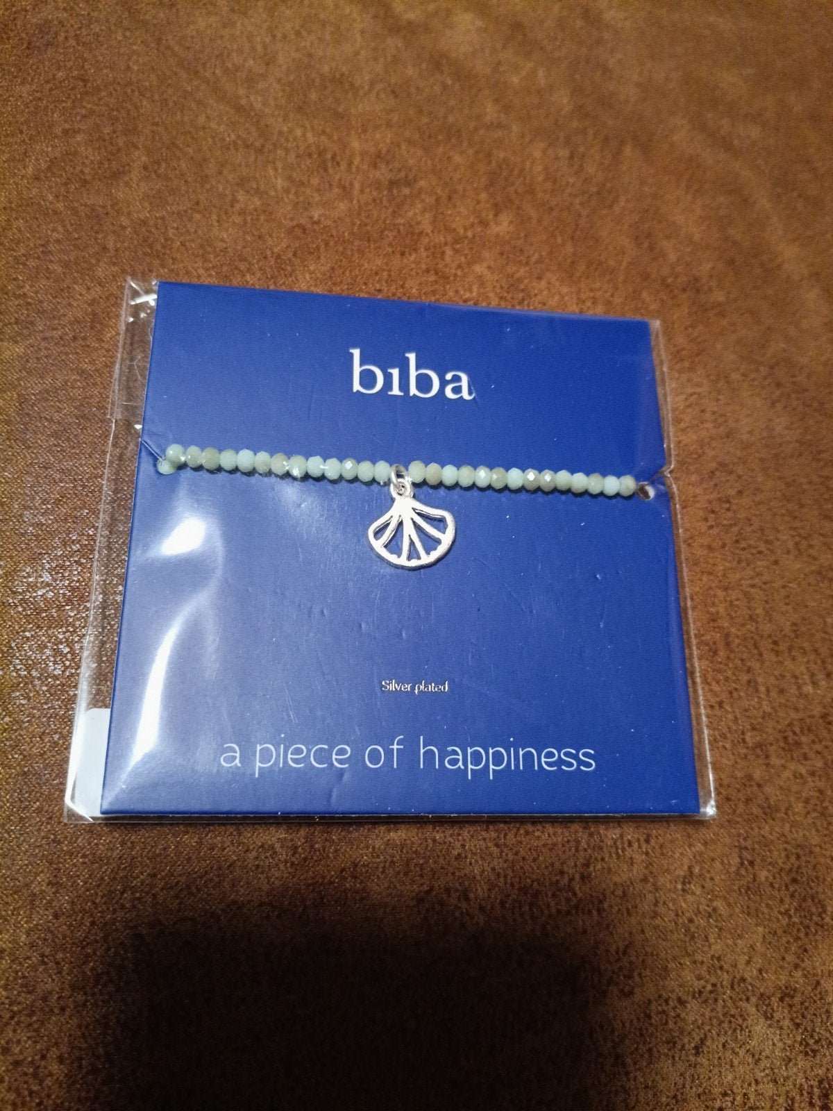 Biba Armband met Groene Kralen en Zilverkleurige Bedel, Overige materialen, Nieuw, Ophalen of Verzenden, Met bedels of kralen