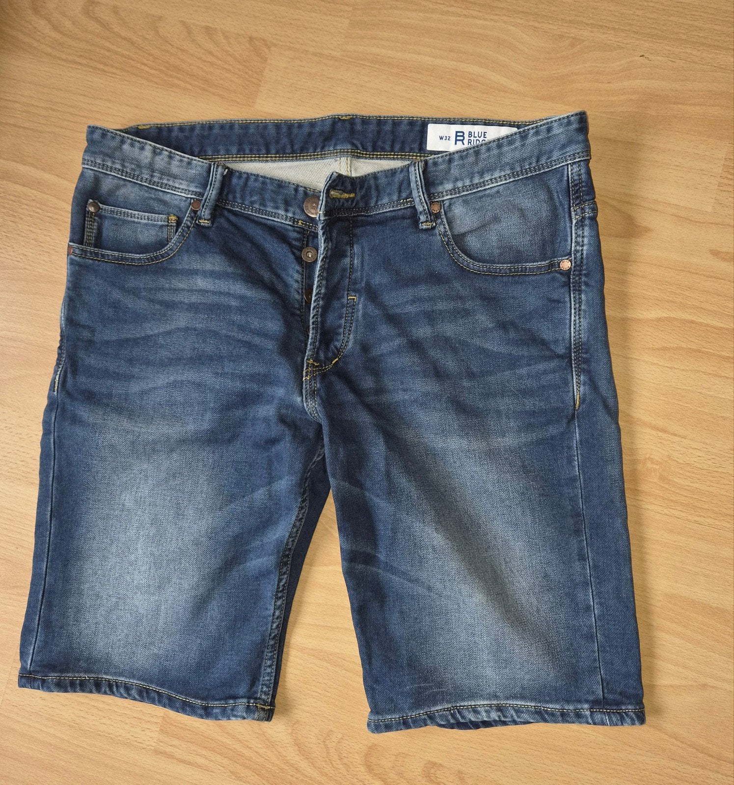Korte jeans broek, Ophalen of Verzenden, Gedragen, Blauw, W32 (confectie 46) of kleiner