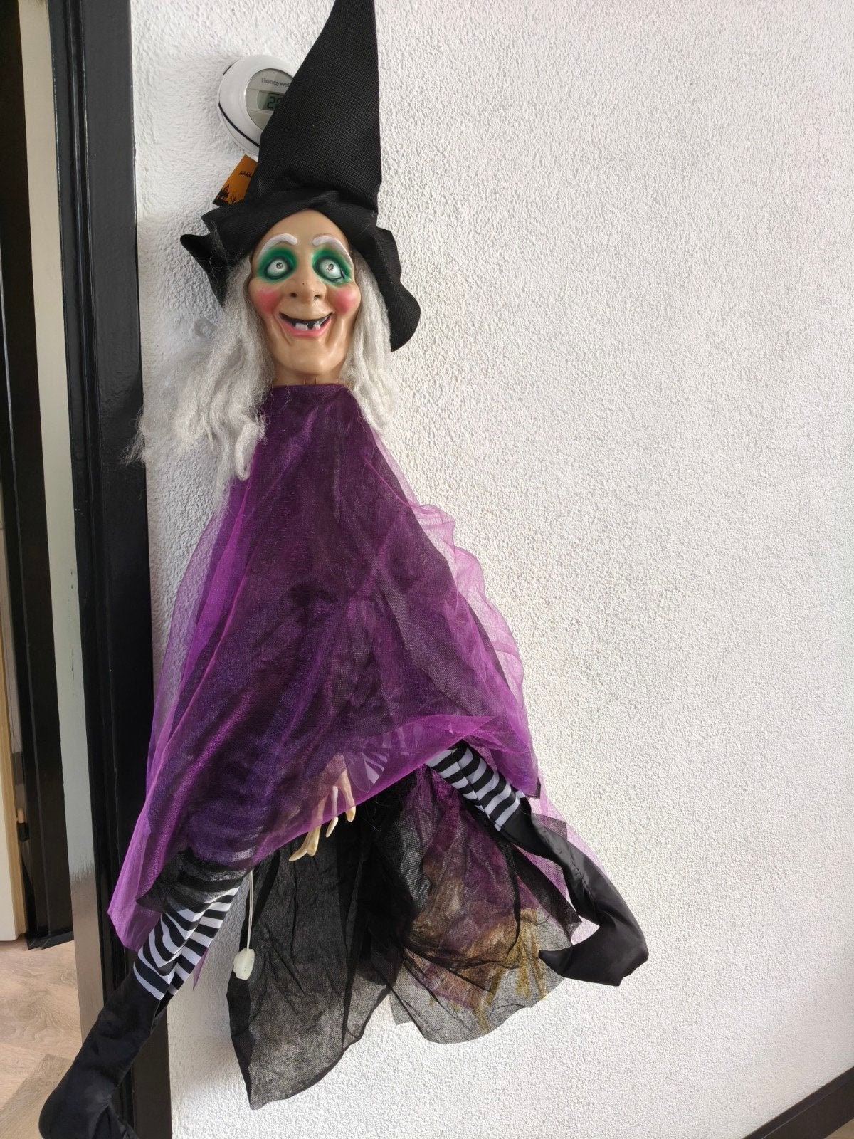 Nieuwe halloween heks met beweging licht en geluid, Ophalen of Verzenden, Nieuw, Halloween of Griezel