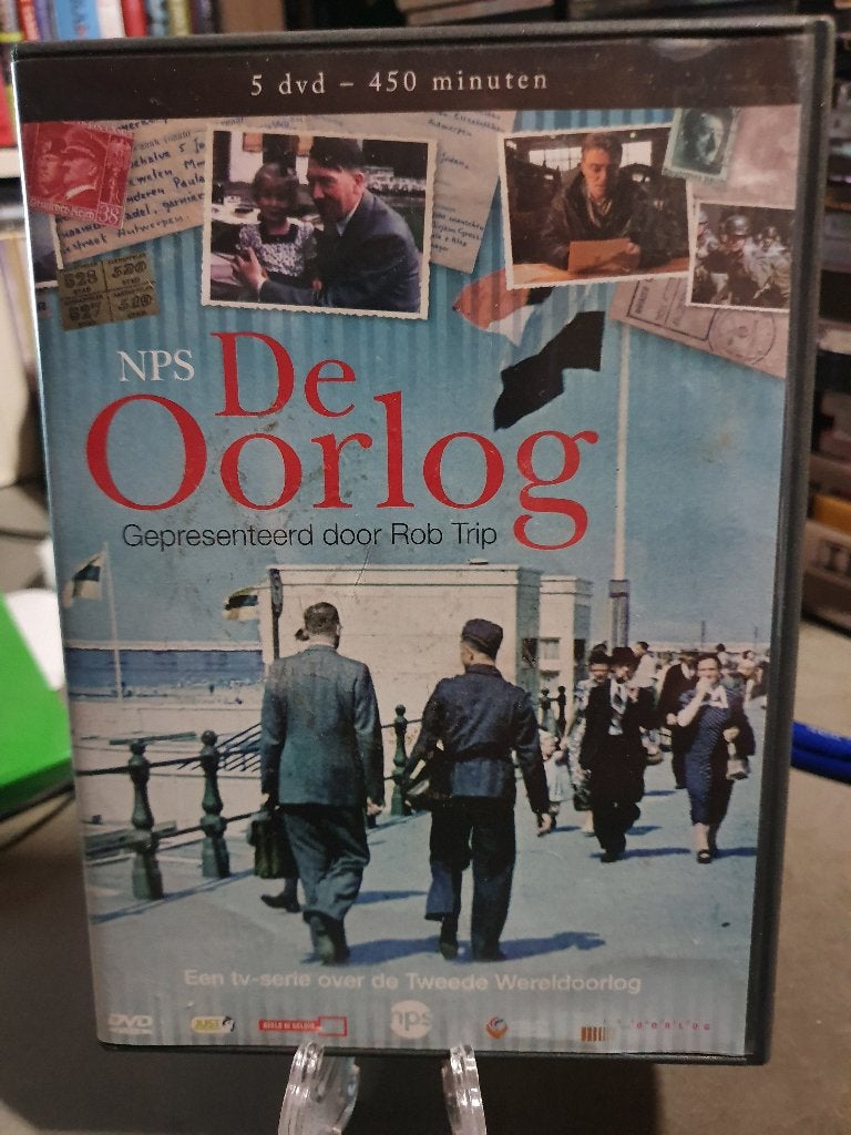 De Oorlog gepresenteerd door Rob Trip 5DVD, Ophalen, Zo goed als nieuw, Oorlog of Misdaad