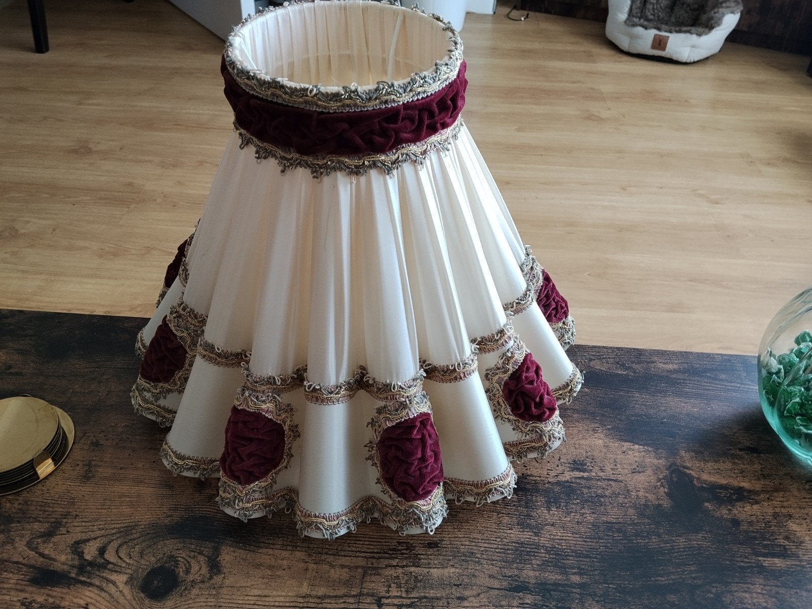 Vintage lampenkap rokkap, Huis en Inrichting, Lampen | Lampenkappen, Gebruikt, Overige typen, Ophalen of Verzenden, Textiel