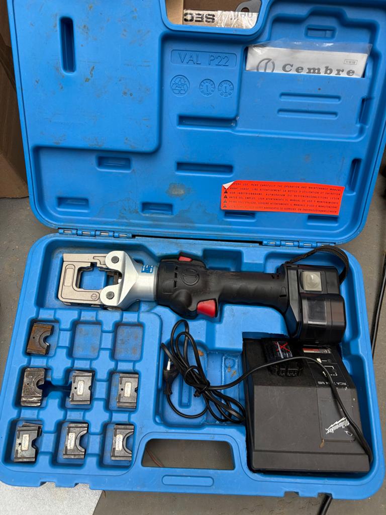Cembre B35-50D Accu Hydraulische Krimptang met Koffer, Ophalen of Verzenden, Gebruikt