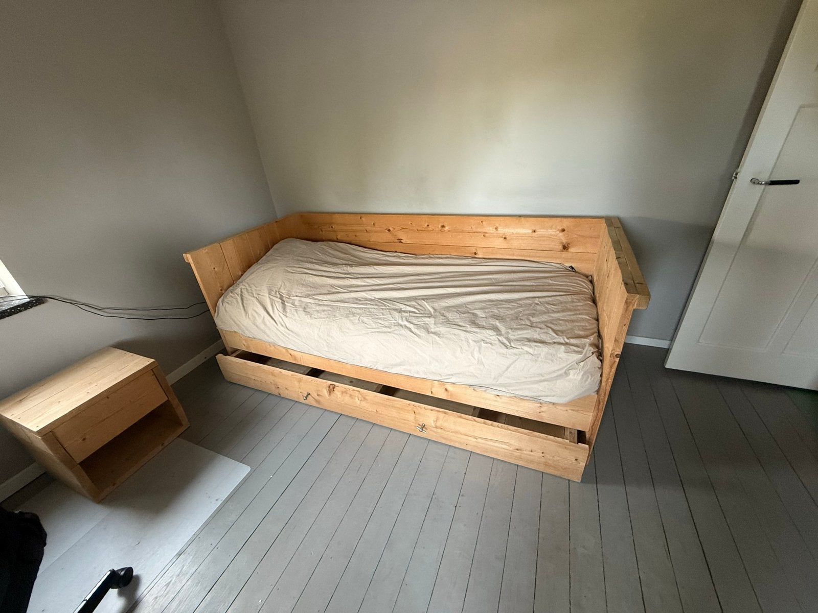 Houten eenpersoonsbed met opberglade en nachtkastje, Ophalen, Gebruikt, 90 cm, Eenpersoons
