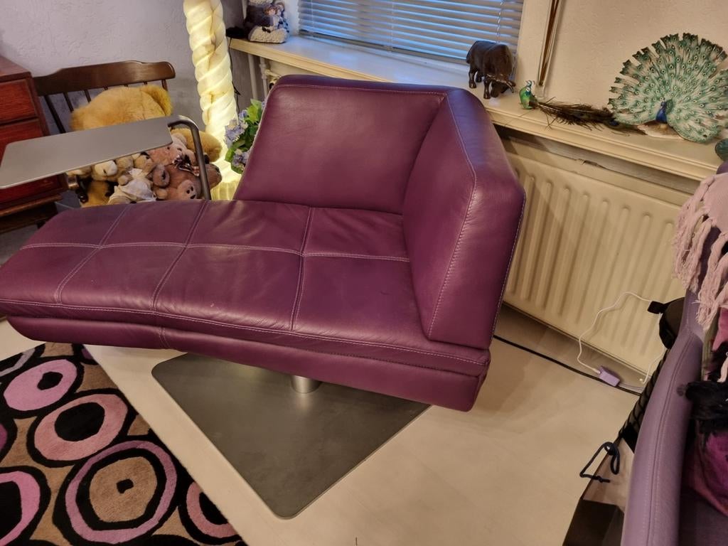 Montel lees-/laptopstoel met tafeltje - Paars, eyecatcher!, Huis en Inrichting, Fauteuils, Ophalen, 100 tot 125 cm, Zo goed als nieuw