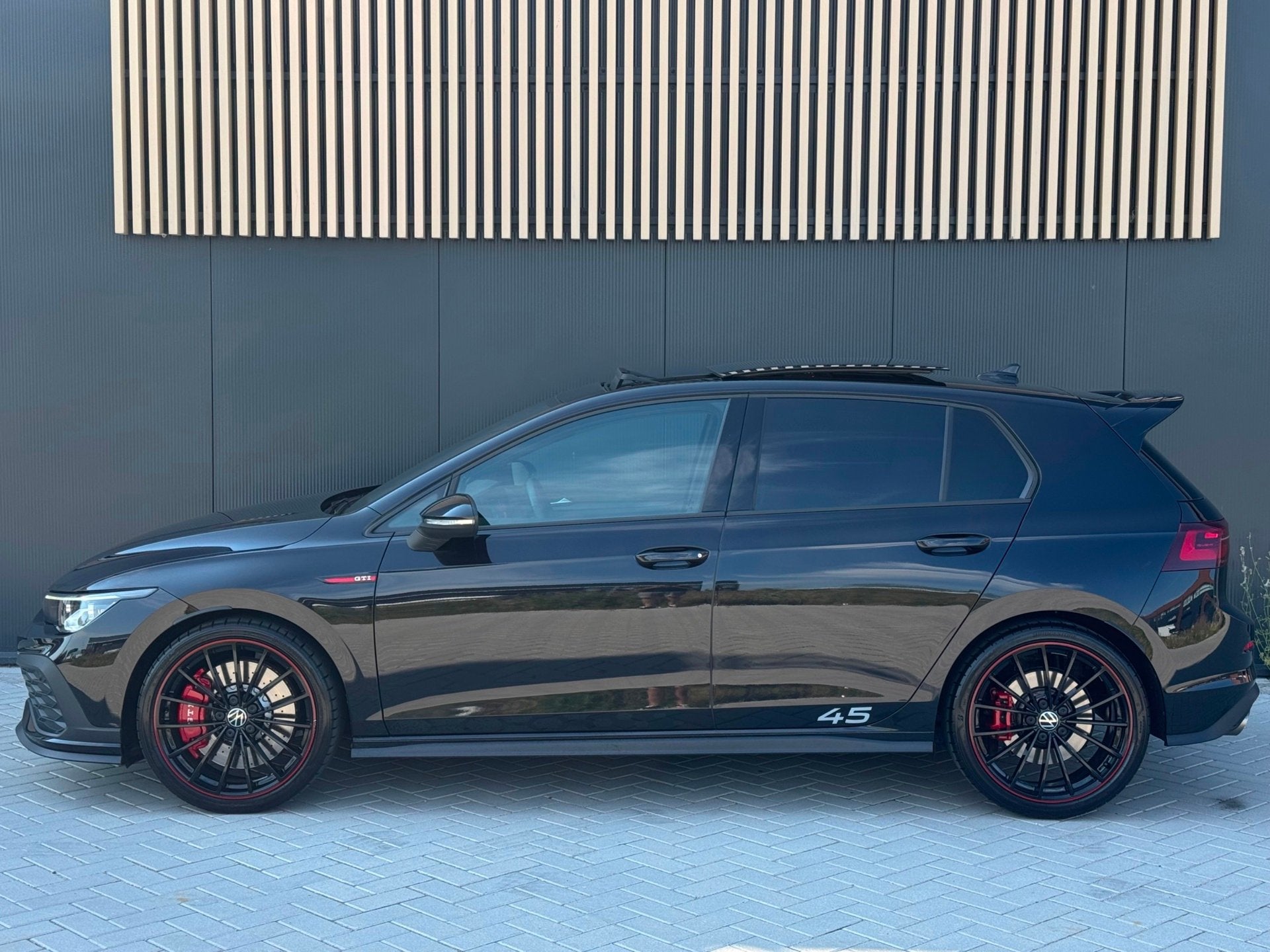 Volkswagen GOLF 8 GTI Clubsport 45 Edition 2.0 TSI 301PK | A, Gebruikt, 4 cilinders, 1984 cc, Zwart