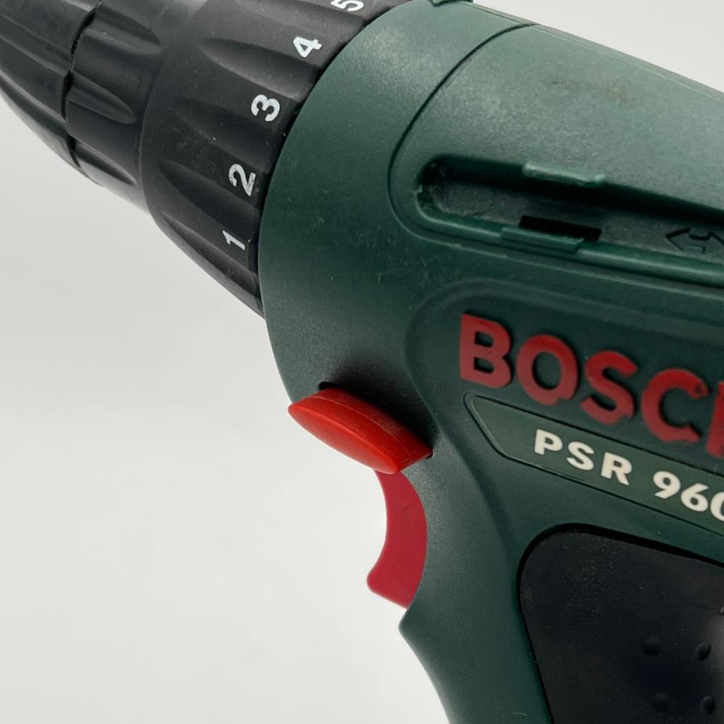 Bosch 9.6v Acuuboormachine PSR 960 complete set in koffer, Doe-het-zelf en Verbouw, Gereedschap | Boormachines, Ruilrijk, Zo goed als nieuw