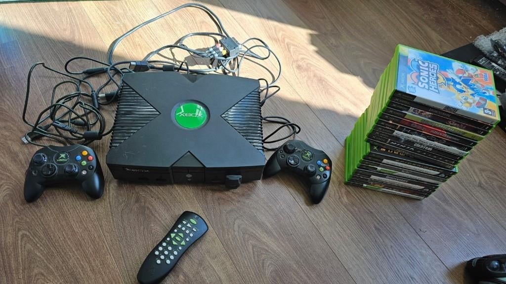 XBOX original met 2 controllers en diverse spellen, Ophalen, Gebruikt, Met 2 controllers, Met games