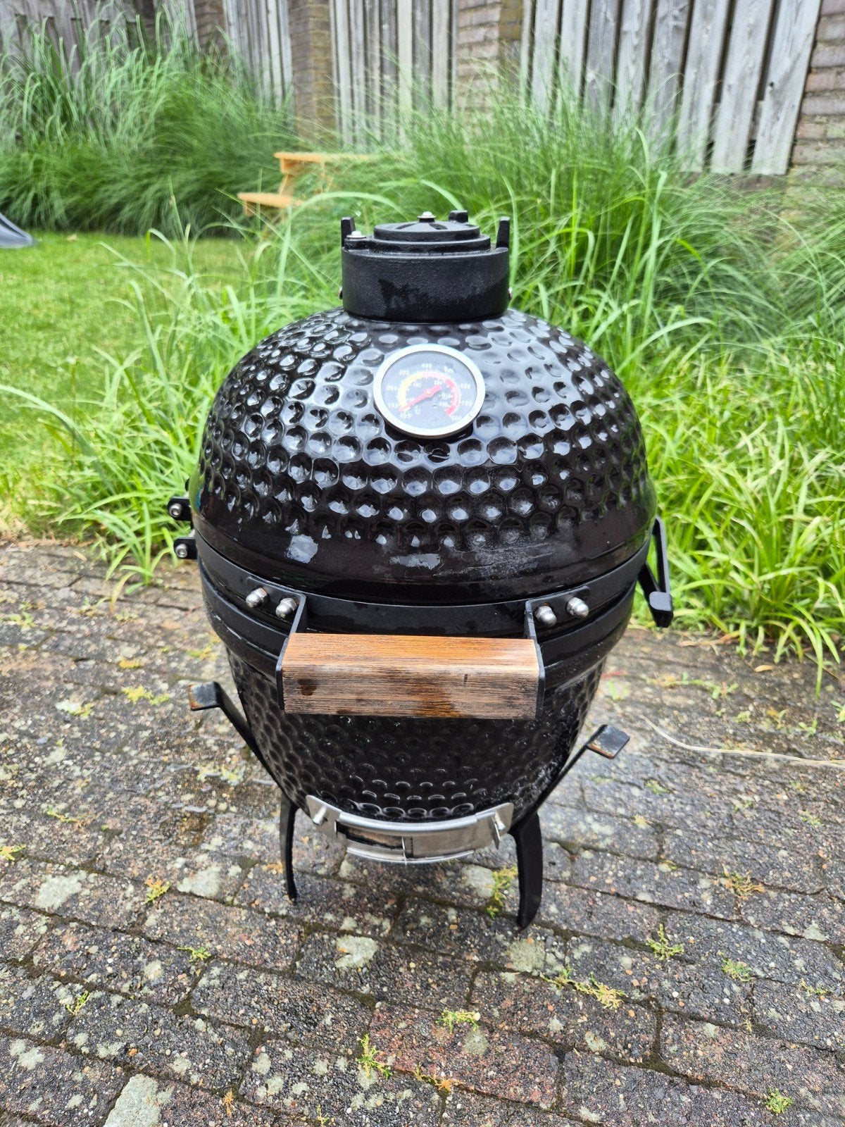 Compacte Kamado BBQ - Zwart, met thermometer, Tuin en Terras, Houtskoolbarbecues, Ophalen, Gebruikt, Onbekend