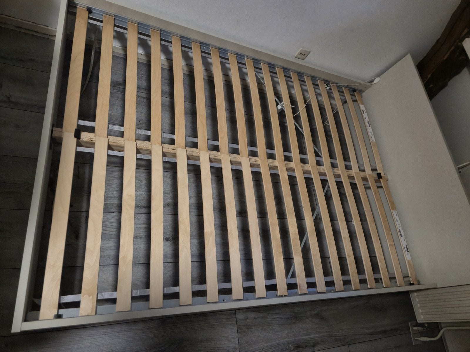 Ike bed + matras, Ophalen, Zo goed als nieuw, Tweepersoons, 140 cm