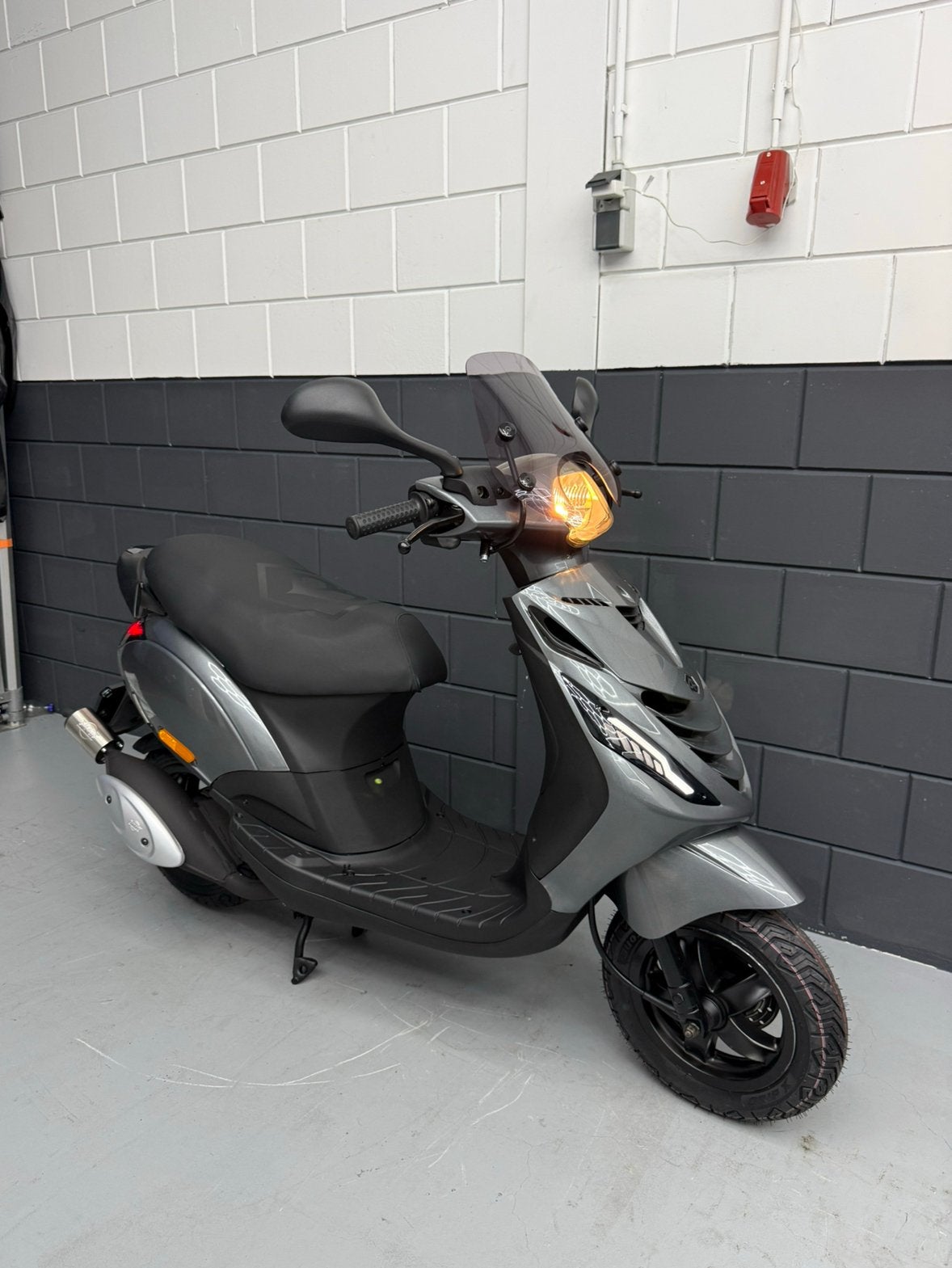 Piaggio Zip Sp 2Takt 50cc Bromscooter Vol Opties! Alpha Led, Ophalen