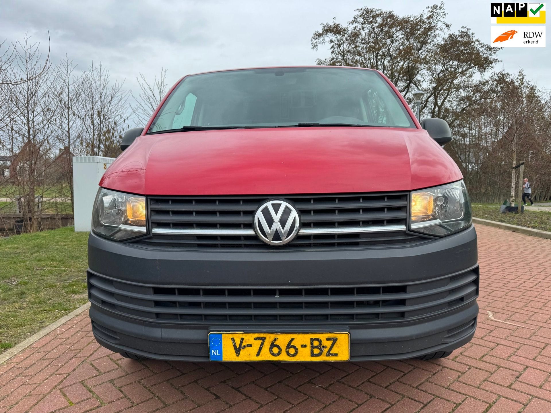Volkswagen Transporter 2.0 TDI L2H3 EURO 6 MARGE, Auto's, Bestelauto's, Voorwielaandrijving, Gebruikt, Euro 6, 4 cilinders