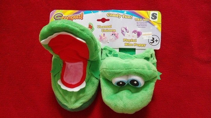 Leuke happende pantoffels mt 25 / 27, Ophalen of Verzenden, Nieuw, Meisje, Overige typen