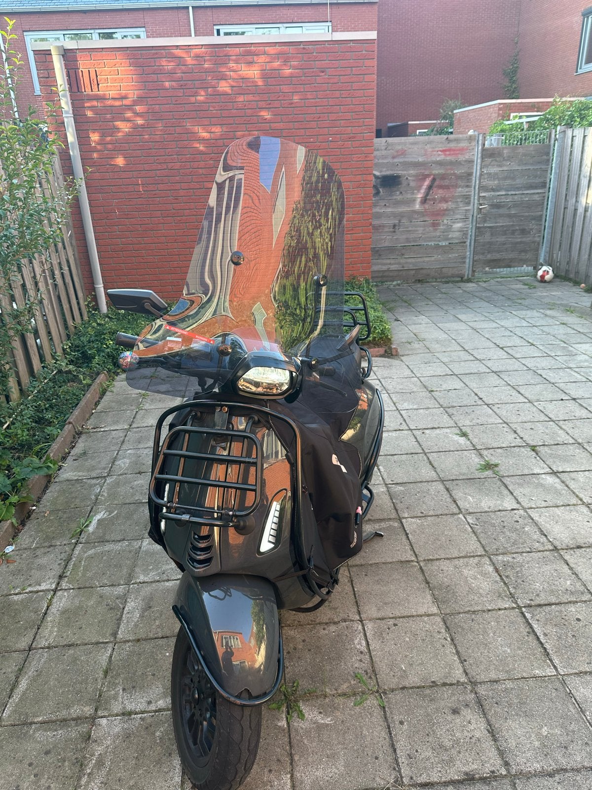 Vespa sprint 2020 80cc WOK melding, Fietsen en Brommers, Ophalen, Gebruikt, Maximaal 45 km/u, Vespa S