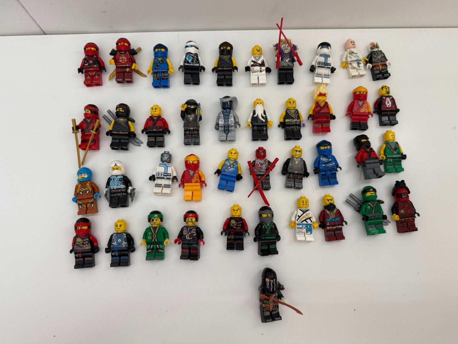 Lego poppetjes/minifiguren ninjago 41 stuks, Ophalen of Verzenden, Zo goed als nieuw