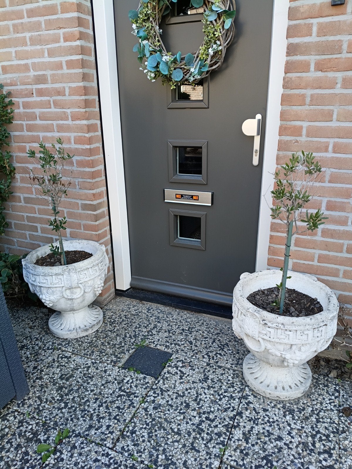 Set van 2 prachtige betonnen tuinvazen op voet te koop, Tuin en Terras, Ophalen, Rond, Tuin