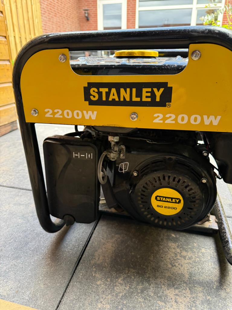 Stanley Generator 2500W - Gebruikt, onderhoud nodig, Ophalen of Verzenden, Gebruikt, Minder dan 5 kVA, Benzine