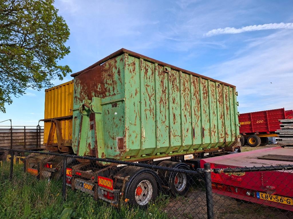 Haakarm container met rollen 30M3, Ophalen of Verzenden
