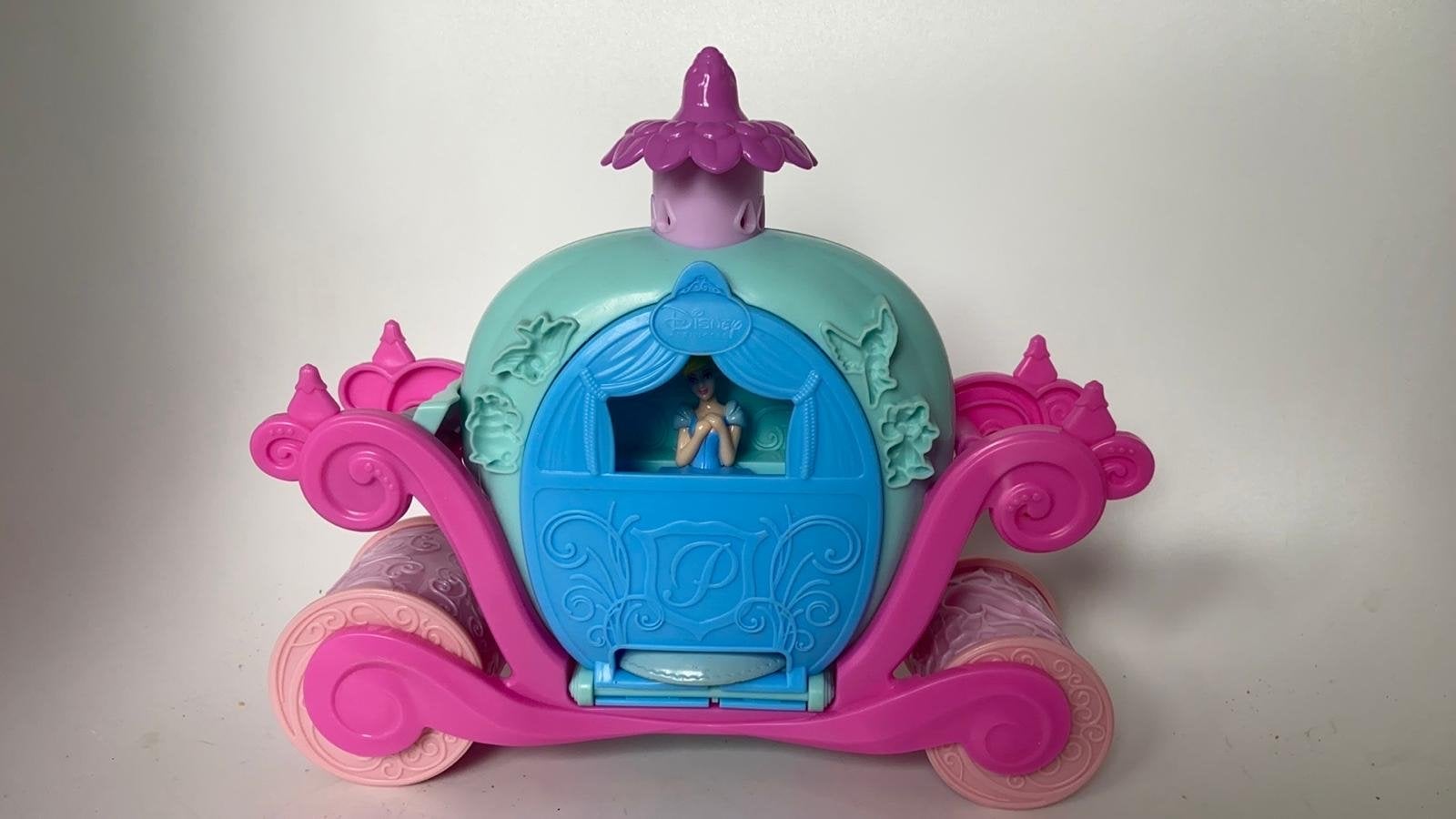Disney Assepoester Koets (klei)Speelset met Figuur, Ophalen, Zo goed als nieuw, Meisje