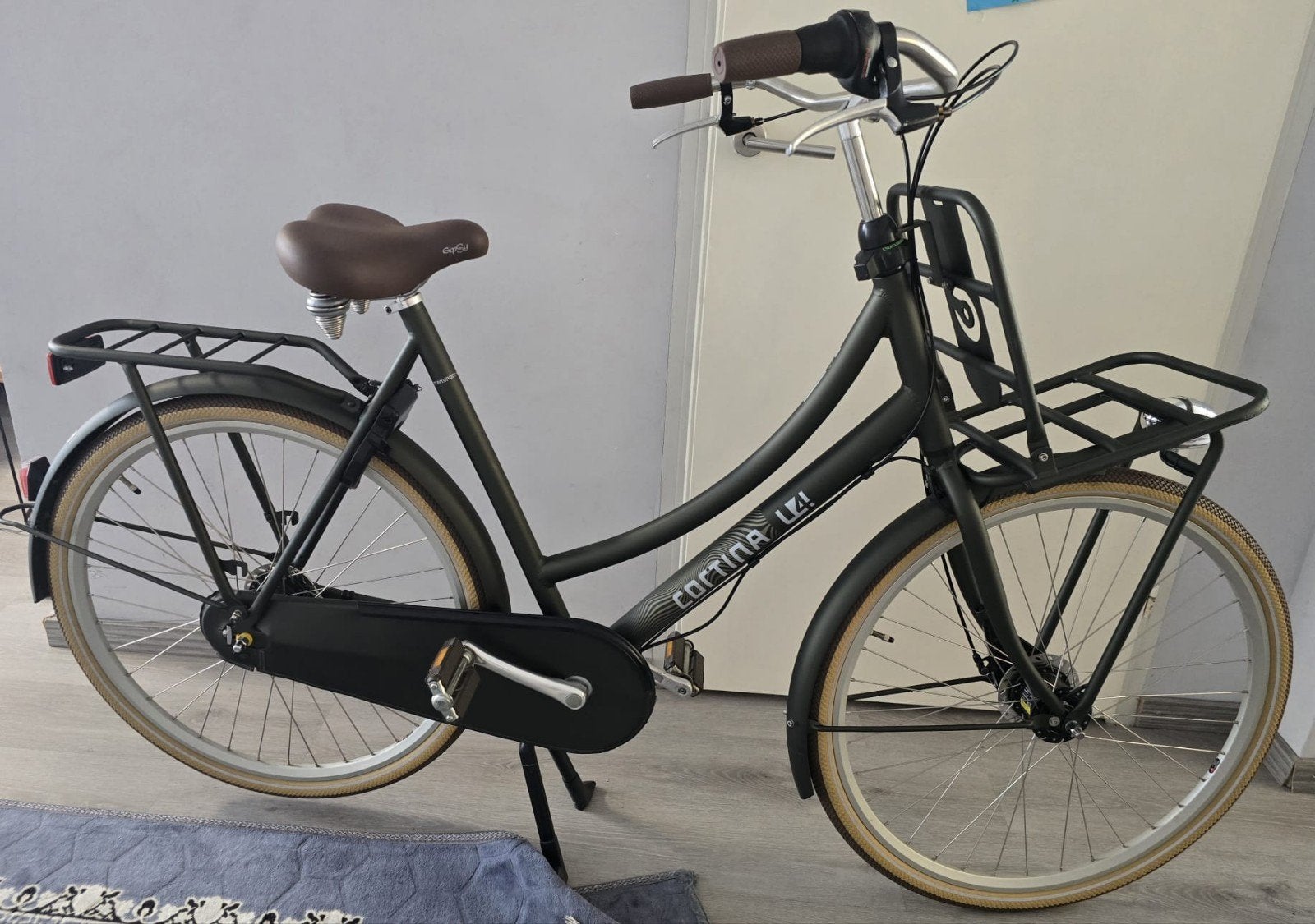 cortina U4 damesfiets, Fietsen en Brommers, Versnellingen, 56 cm of meer, Zo goed als nieuw, Ophalen