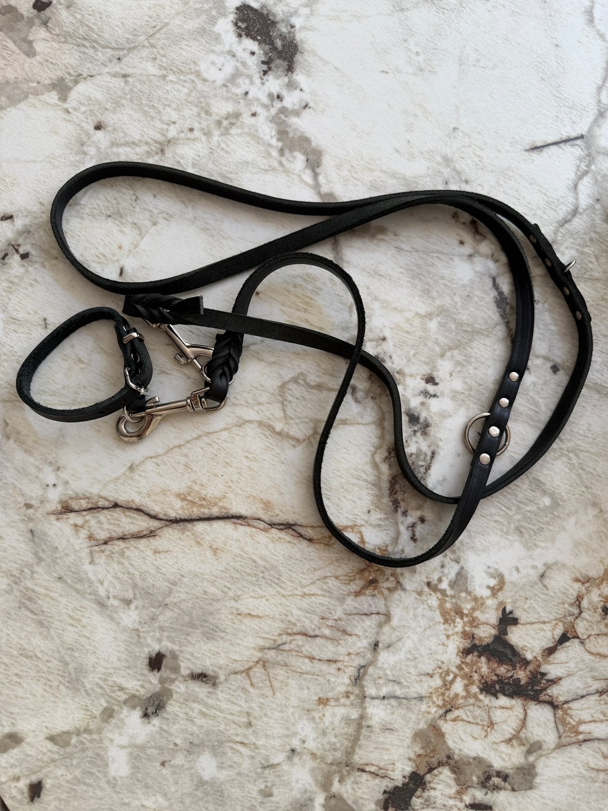 Leren halsband met bijpassende riem voor pup of kleine hond, Ophalen of Verzenden, Zo goed als nieuw