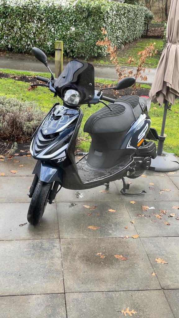 4T IGet 2022 Zip midnight blue kappen TERUIL/TEKOOP, Ophalen, Zo goed als nieuw, Benzine, Zip