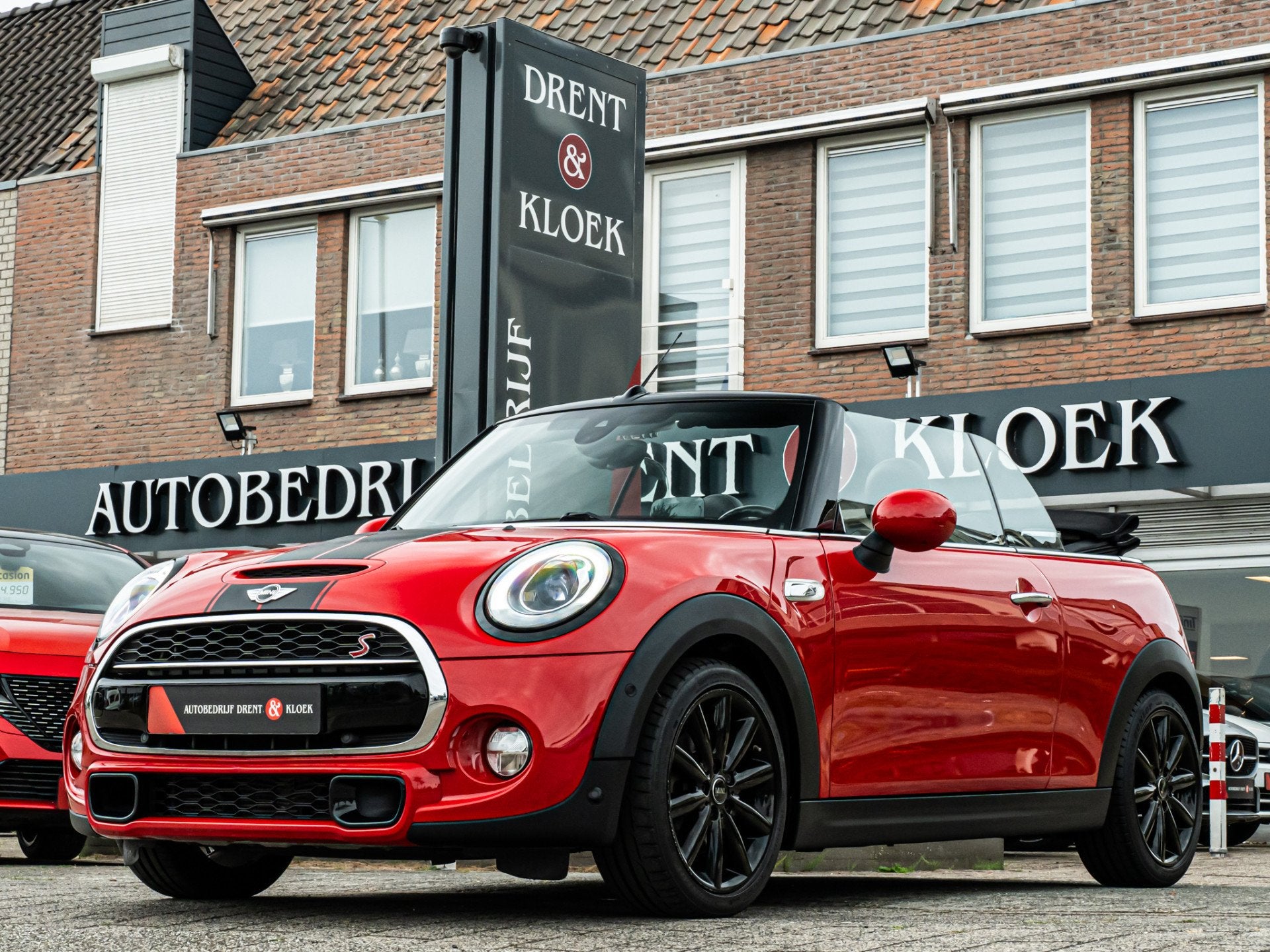 MINI Cabrio 2.0 Cooper S Chili Serious Business ORG NL HARMA, Auto's, Mini, 1998 cc, Automatische klimaatregeling, Gebruikt, Euro 6