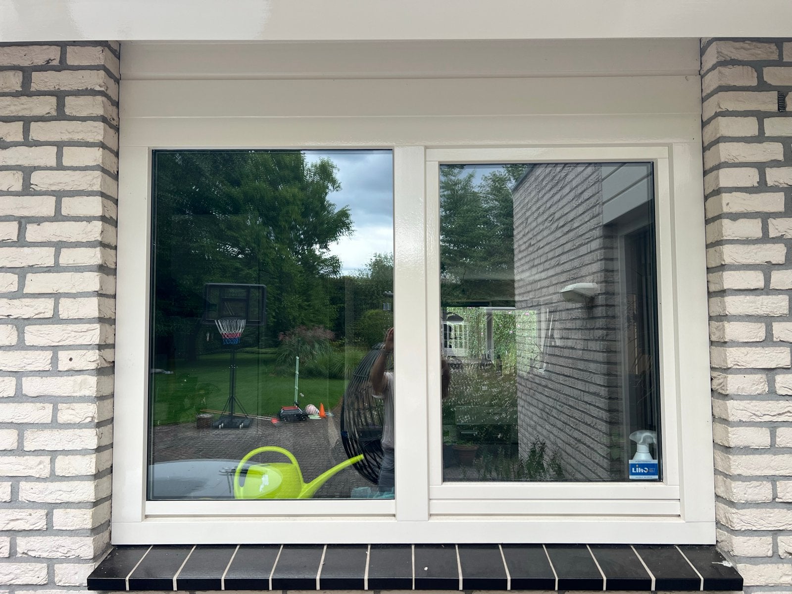 Houten kozijn met dubbelglas en kantel-kiepraam, Ophalen, Gebruikt, Raamkozijn, 150 tot 225 cm