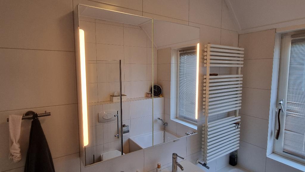 IKEA Storjorm spiegelkast, LED verlichting, 100 x 96 x 14 cm, Huis en Inrichting, Ophalen, 50 tot 100 cm, Minder dan 25 cm, Minder dan 100 cm
