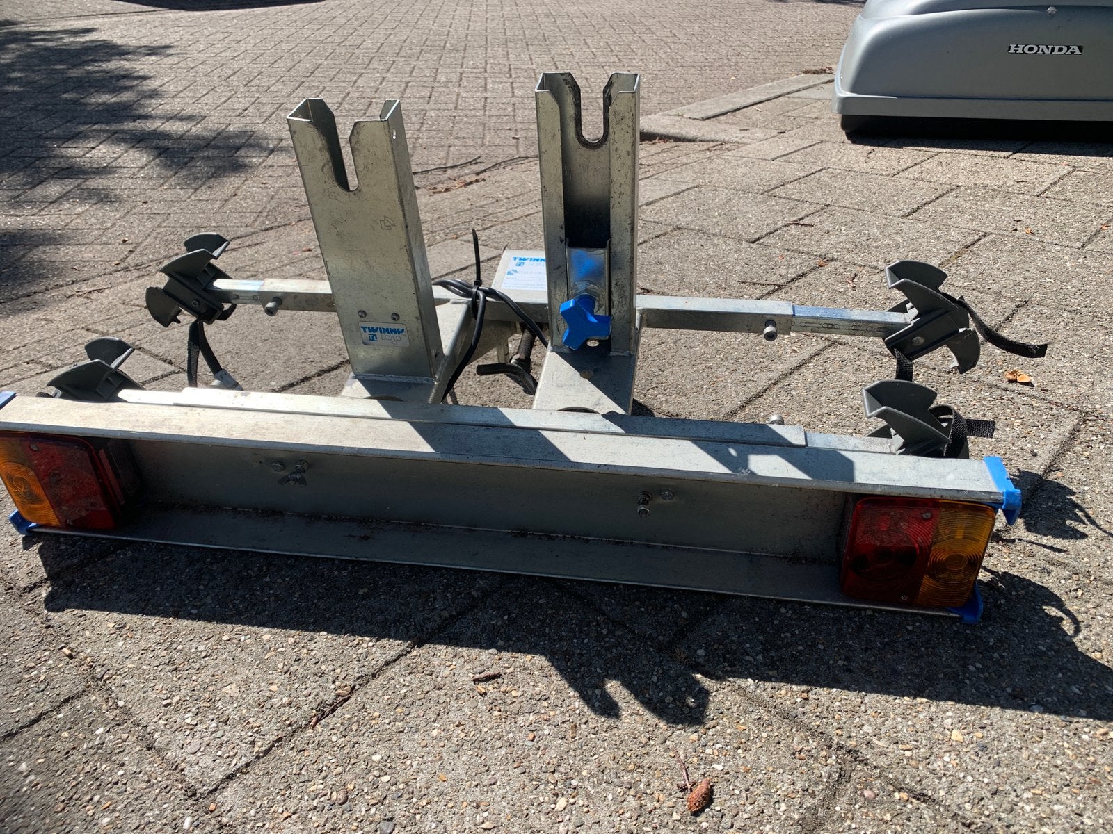 Twinny Load fietsendrager (voor op trekhaak), Ophalen, Zo goed als nieuw, Trekhaakdrager