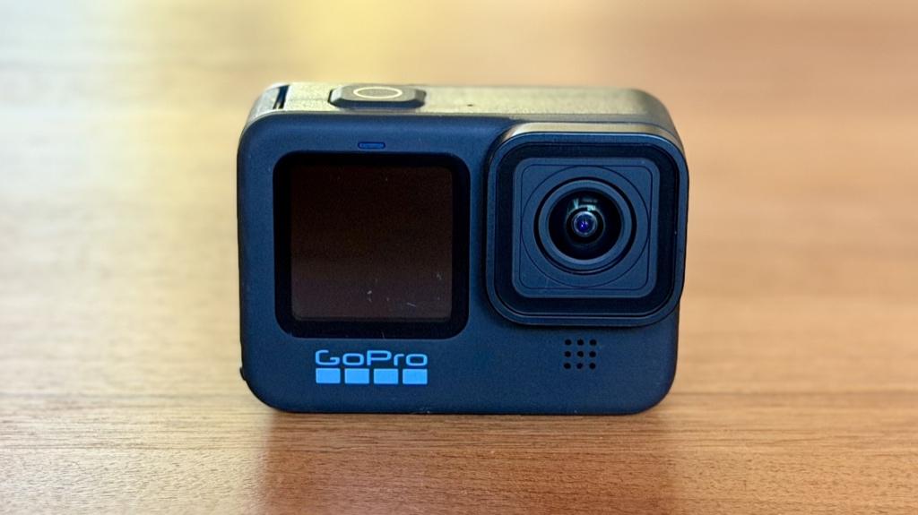 Prachtige GoPro HERO11 Black + GoPro Adventure Kit 3.0, Audio, Tv en Foto, Actiecamera's, Verzenden, Zo goed als nieuw, GoPro