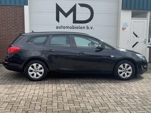 Opel Astra Sports Tourer 1.4 Turbo Sport - Trekhaak-Navi-LED, Voorwielaandrijving, Euro 5, Stof, Gebruikt