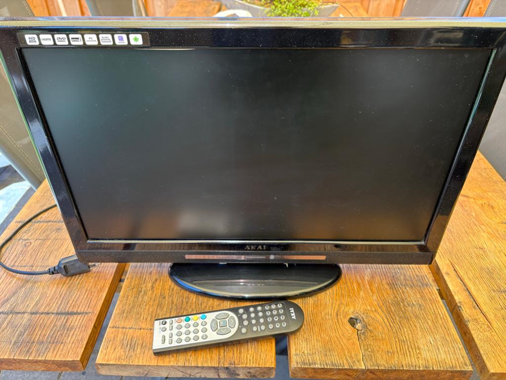 Tv 22inch Akai, ingebouwde DVD-speler, Gebruikt, 50 Hz, LCD, 40 tot 60 cm