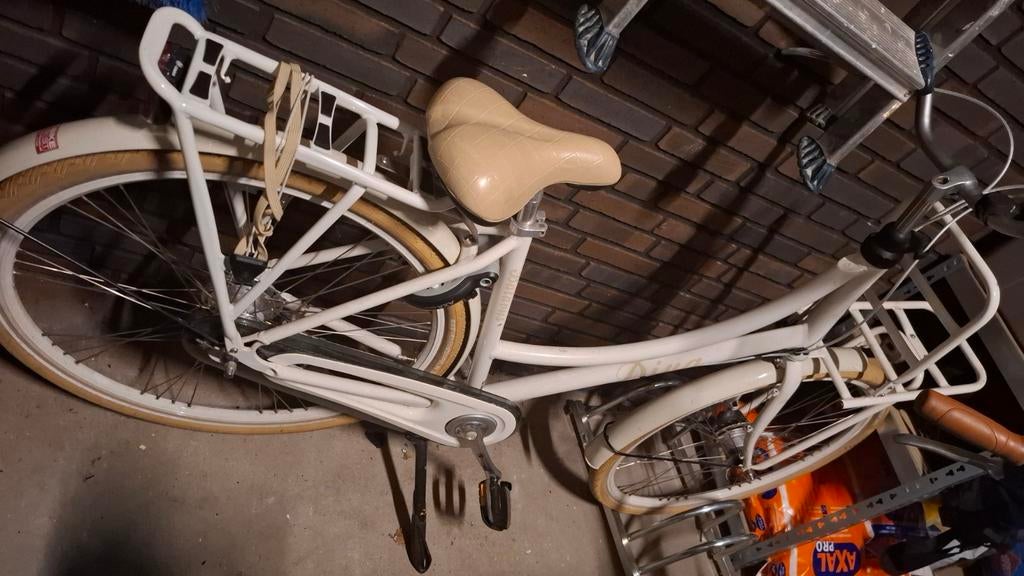 Gazelle damesfiets, Ophalen