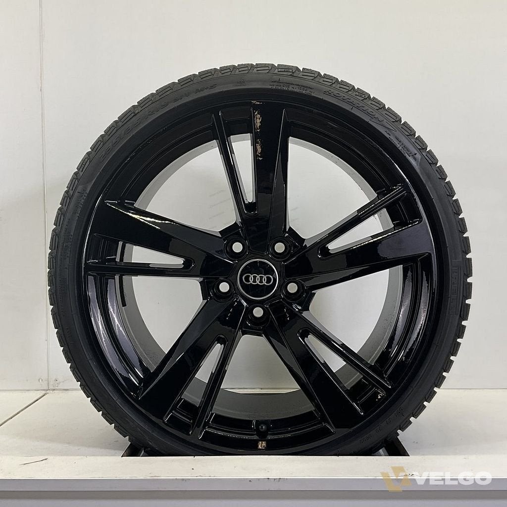 NIEUW AUDI A3 SET VElGEN + WINTERBANDEN 19 INCH, 19 inch, -, -, Banden en Velgen