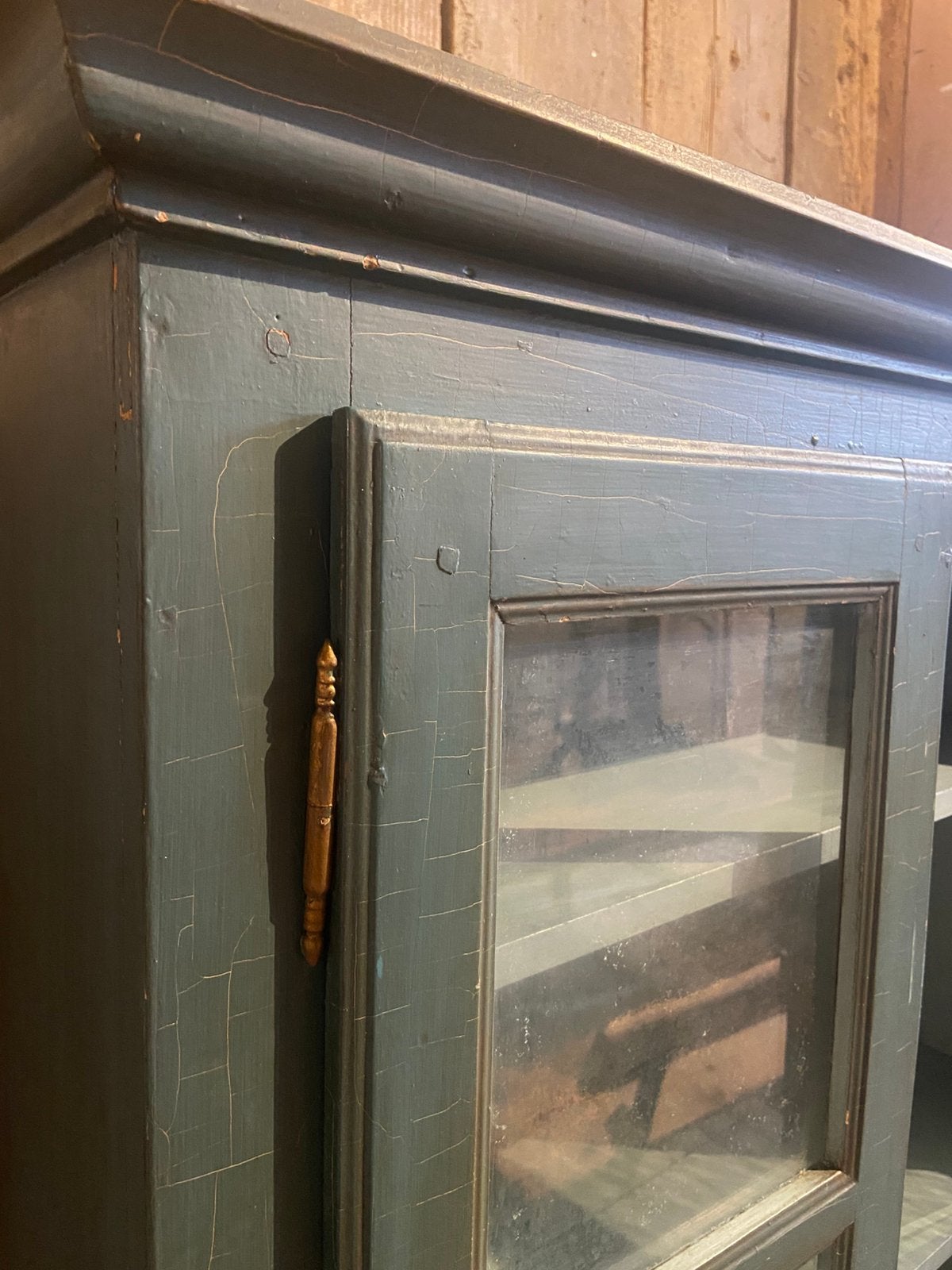 Oude Brocante Franse vitrine vitrinekast op pootjes, Ophalen