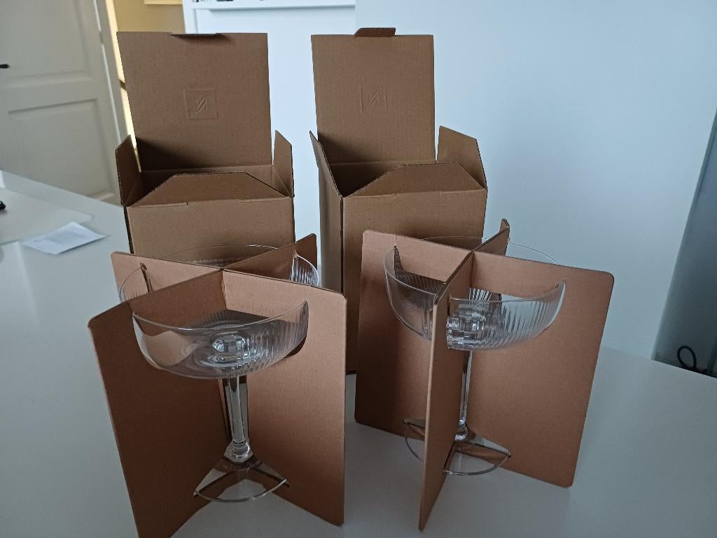 2 Nespresso Barista Mixologist Stemmed glazen nieuw!!, Verzamelen, Glas en Borrelglaasjes, Ophalen of Verzenden, Nieuw, Overige typen