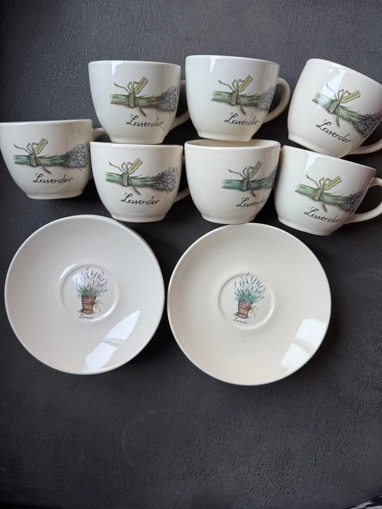 7 kop en schotels Jet Ter Steege Lavender, Huis en Inrichting, Keuken | Servies, Ophalen of Verzenden, Zo goed als nieuw, Overige stijlen