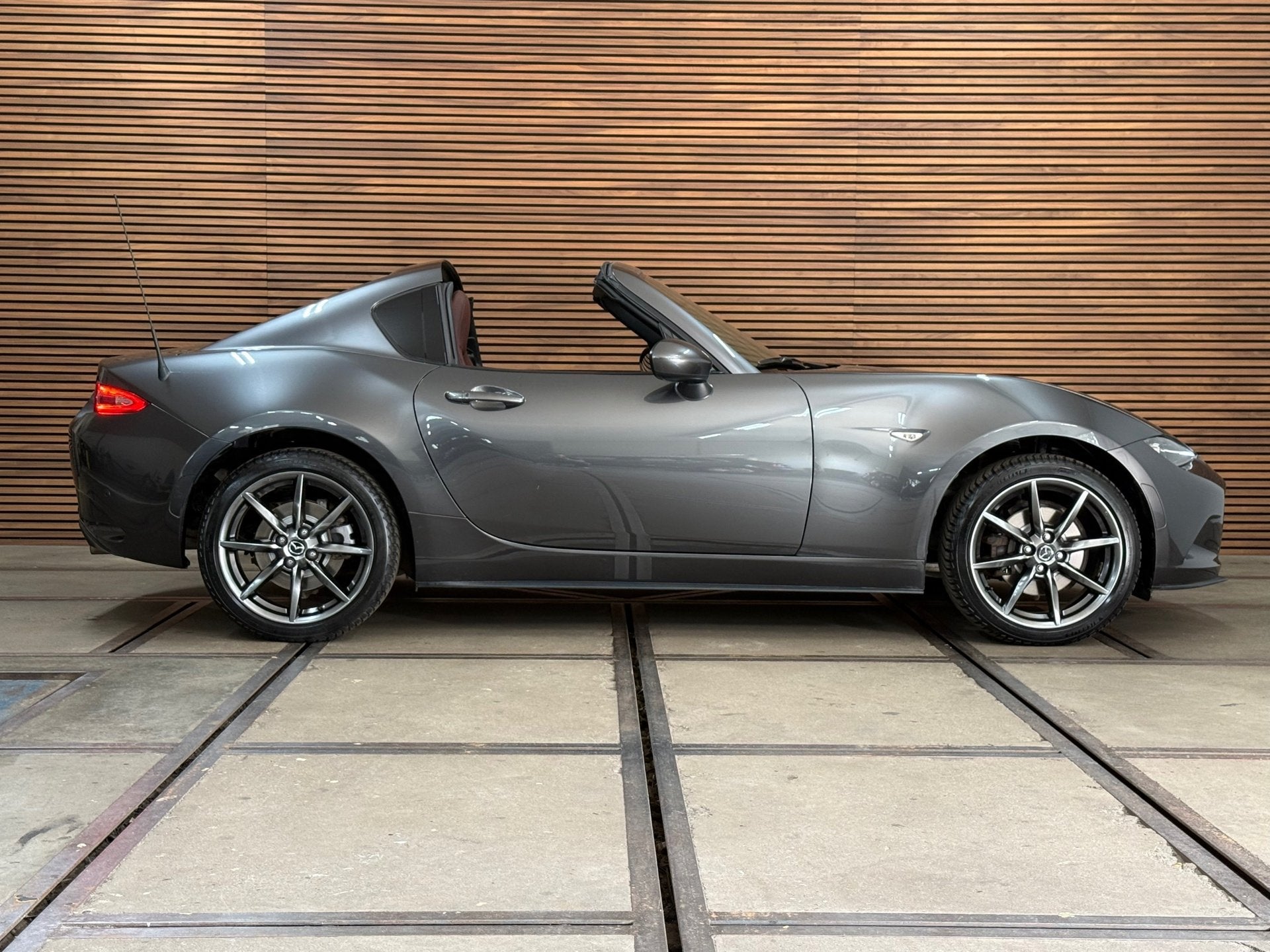 Mazda MX-5 RF 2.0 SkyActiv-G 160 GT-M | Targa | Takumi Leder, 1998 cc, Gebruikt, 4 cilinders, Cabriolet