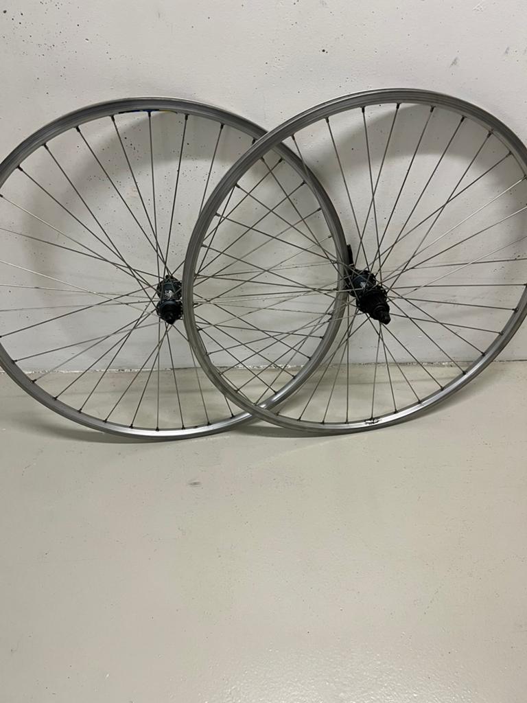 Te koop 2 Mavic velgen geschikt voor sport of racefiets, Ophalen, Gebruikt, Derailleur of Ketting, Aluminium