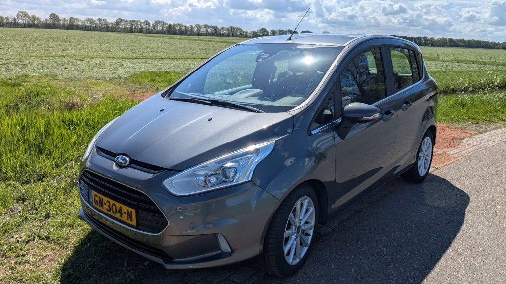 Ford B-Max 1.0 Ecoboost 74KW/100PK 2015 Grijs, Auto's, Ford, Voorwielaandrijving, Euro 5, Stof, 750 kg